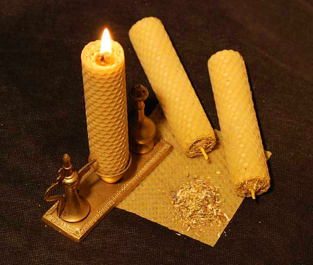 Свечи из вощины и воска своими руками мастер-класс по изготовлению свечек из пчелиного и соевого воска с травами в домашних условиях